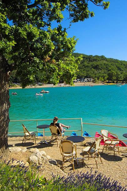 Mobilhome 4/5 P /Gorges Du Verdon / Tout Equipe / / Tout Confort / Refait A Neuf / Lac De Ste Croix A Proximite Sainte-Croix-de-Verdon Kültér fotó